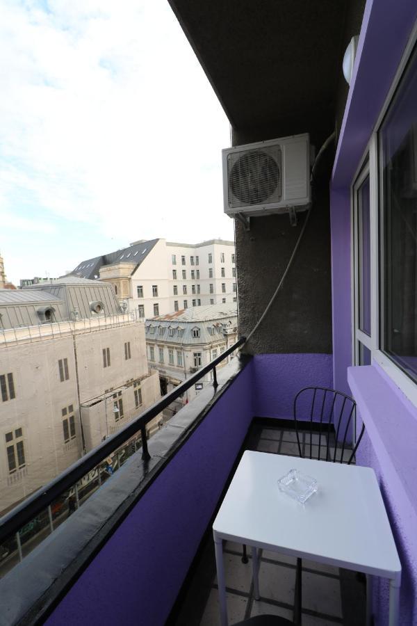 Ferienwohnung Charming Cozy Studio - Old Town - Free Minibar Bukarest Exterior foto