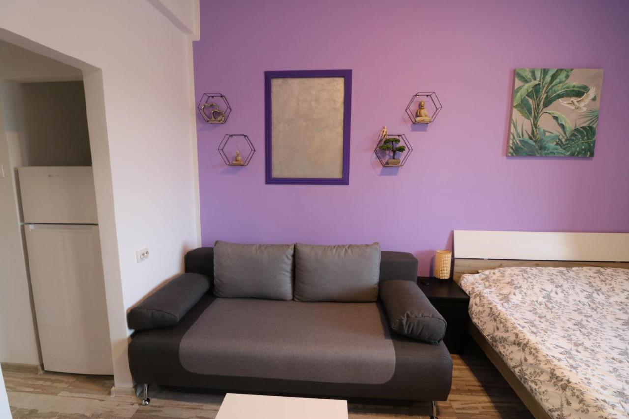 Ferienwohnung Charming Cozy Studio - Old Town - Free Minibar Bukarest Exterior foto
